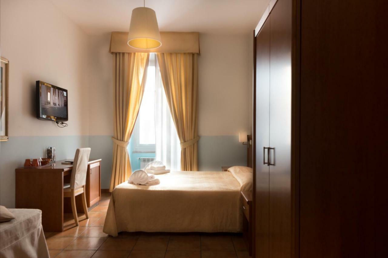 Bed & Breakfast Few Steps From St Peter Rome